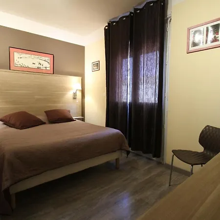 Le Provencal فندق تاراسكون